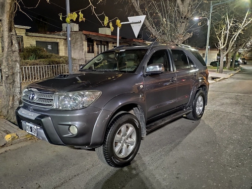 Imagen 1 de 10 de Toyota Sw4 2009 3.0 I Srv C/cuero 4x4 (2009)