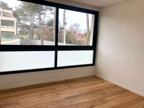 Venta Apartamento 2 Dormitorios Carrasco Ref 382