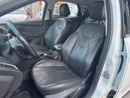 Ford Focus 2.0 Titanium Flex Powershift 5p