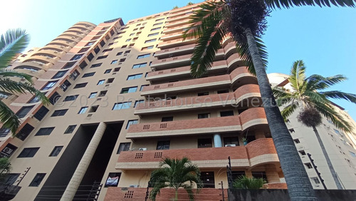  Hermoso Y Moderno Apartamento Con 2 Habitaciones, 2 Banos, Amplia Cocina, Con Excelente Distribucion De Todos Sus Espacios