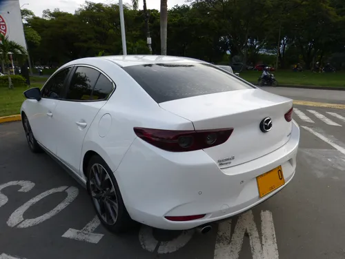 Mazda 3 2.0 Touring