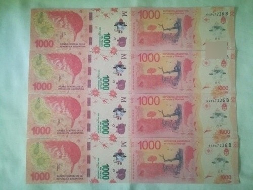 Imagen 1 de 3 de Billetes Cotillón Didáctico Pesos X 100 Unid. Sin Valor.