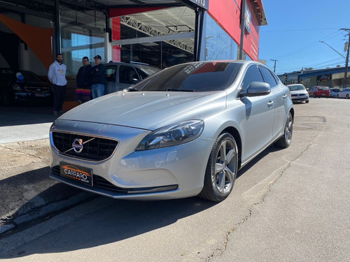 Volvo V40 2.0 T4 Dynamic Aut. 5p