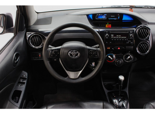 Toyota Etios 1.5 X PLUS SEDAN 16V FLEX 4P AUTOMÁTICO