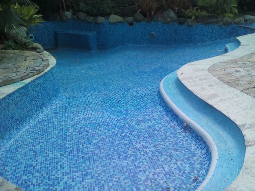 Imagen 19 de 25 de María Vende Espectacular Quinta En Hato Royal