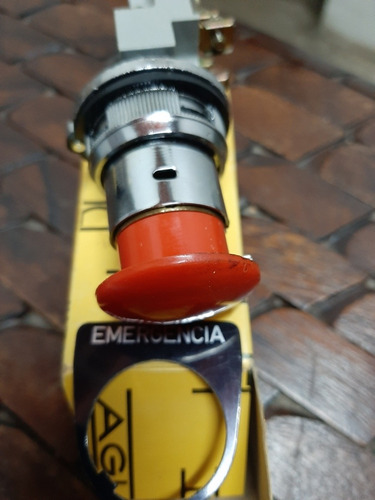 Pulsador De Retención 30mm Tipo Hongo Y Otras Medidas
