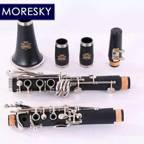 Imagem 3 de 4 de Clarinete Moresky E1 Si Bemol 17 Chaves 15% Off