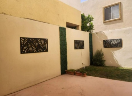 Casa A Precio De Remate En Nuez De Macadamia, Paseo De Los Nogales, Chihuahua Cd. Juárez. Arf