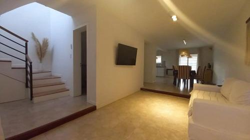 Venta Duplex El Refugio 3 Dorm Pileta