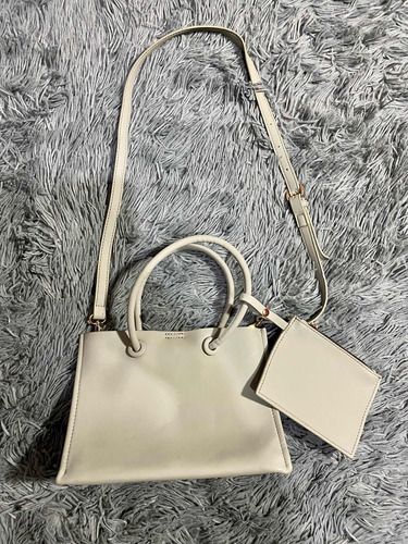 Cartera Zara 