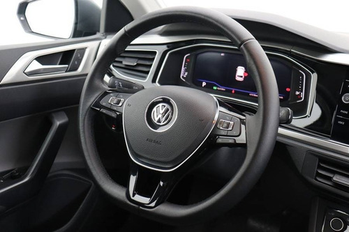 Volkswagen Polo 1.0 200 Tsi Highline Automático