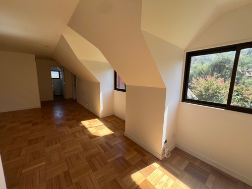 Encantadora Casa Estilo Inglés En Santuario Del Valle