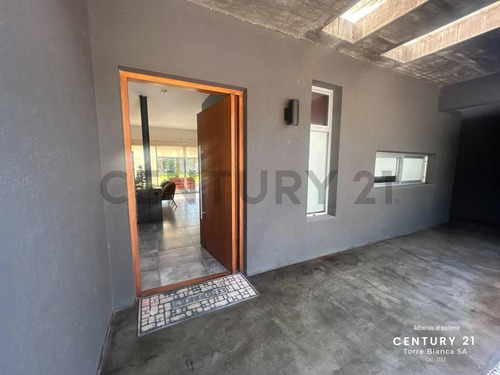 Casa En Venta - Barrio La Herradura - Pinamar