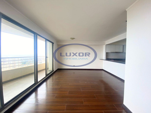 Moderno Departamento En Venta Con Vista Despejada Al Mar