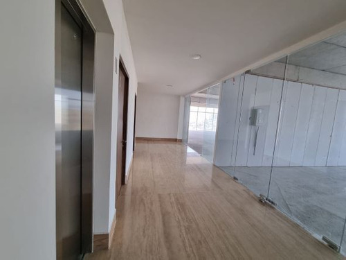 Local Renta Campanario Sec Miradores Titanium