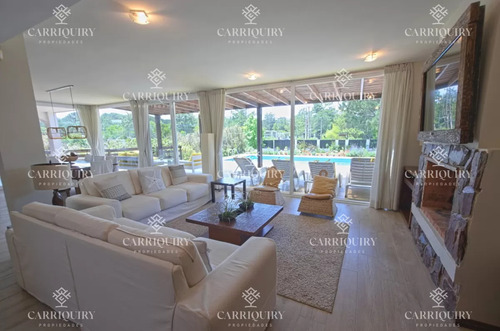 Casa Con Piscina En Alquiler Temporada, La Barra
