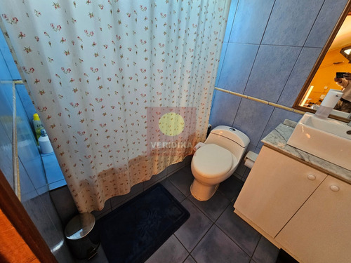 Vendo Parcela 5600 M2 Casa De 380m2 Condom. A 5 De Concón.