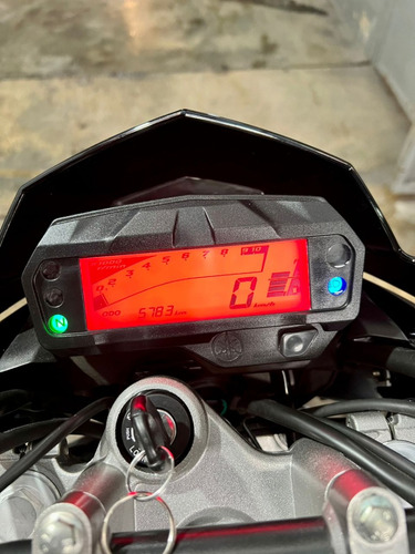 Moto Yamaha Fazer
