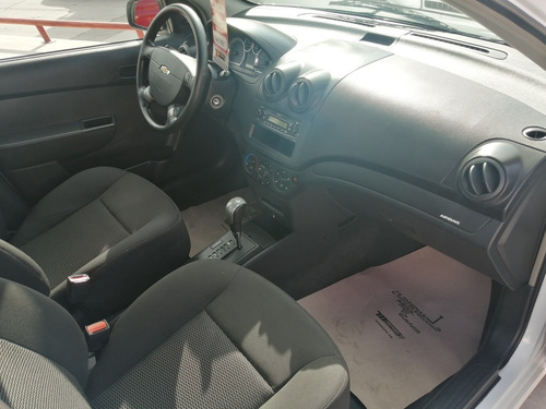 Imagen 9 de 15 de Chevrolet Aveo 2018 1.6 Ls At
