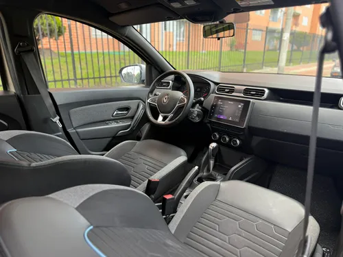 Renault Duster 1.3 Intense Cvt