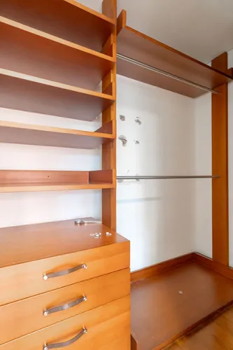 Apartamento En Venta En Los Rosales. Cod V15140