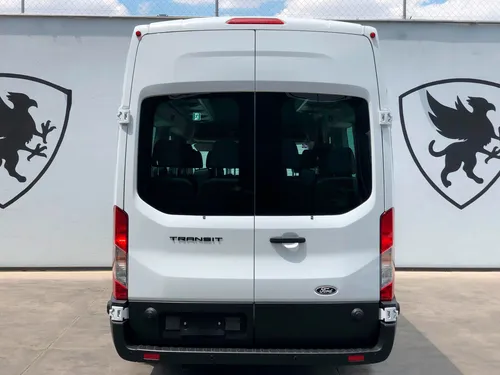 Ford Transit 2.0 Van 18 Pasajeros Mt
