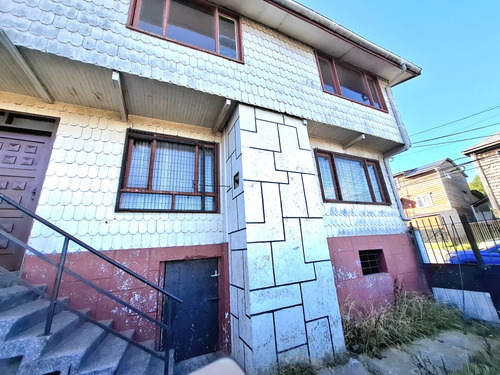 Arriendo Casa 7 Dormitorios-2 Baños Ebensperguer Pto. Montt.