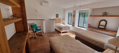 Casa En Venta En Fracc. Colinas De Santa Fe, En Xochitepec, Morelos