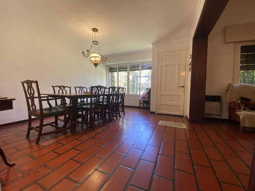 Imagen 9 de 30 de Casa De 3 Dormitorios En Venta Con Pileta Y Parrillero Rosario Fisherton