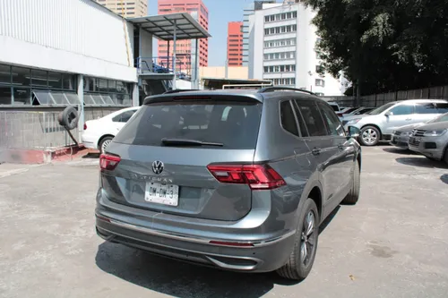 Volkswagen Tiguan COMFORTLINE 1.4L TSI DSG 5 OCUP