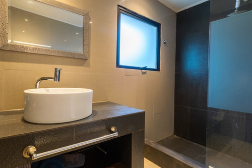 Leo I Colegio Manquehue I Moderna Y Remodelada I Impecable