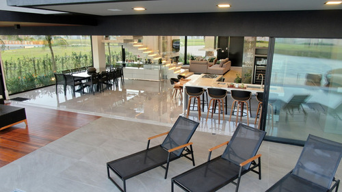 Imagem 20 de 30 de Casa À Venda Em Xangri-lá - Ca01313 - 69245918