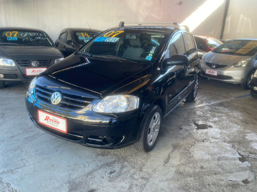 Volkswagen Fox 1.6 Plus Total Flex 5p