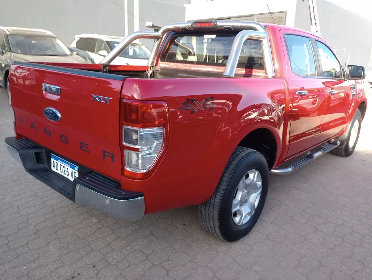 Ford Ranger 3.2 TDI 4X4 DC LTD AT L16