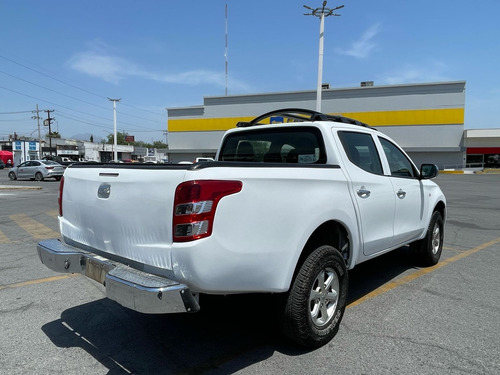 Mitsubishi L200 2.5 Di-d Cabina Doble 4x4 Mt