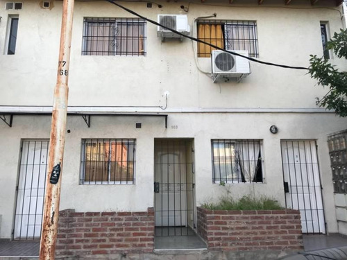 Ph 2 Amb C/2 Patios Internos *buen Estado*