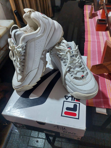 Zapatillas Fila Disruptor Il Blancas Impecables (usado) (Usado)