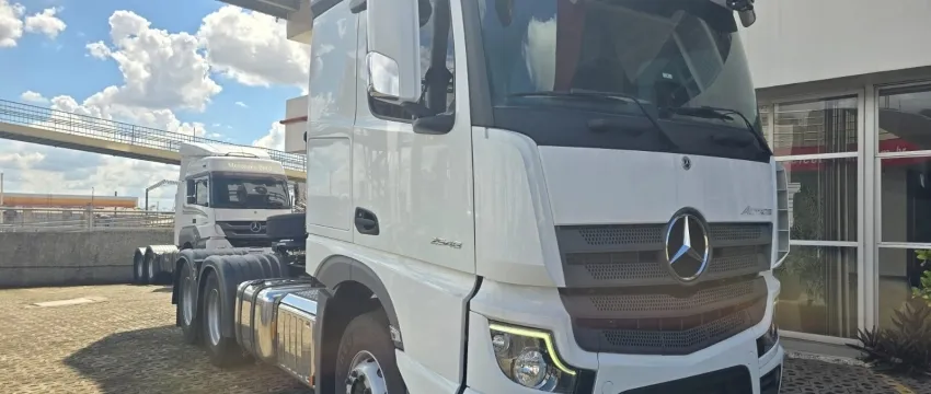 Mercedes Benz Actros 2548 Ls 6x2 2023/2024