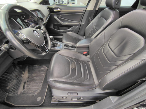 Imagen 8 de 13 de Volkswagen Jetta Highline 1.4l 150hp Tip 2019