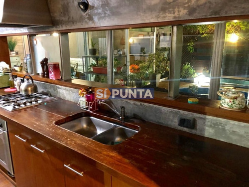 Imagen 8 de 24 de Casa En Pinares A La Venta