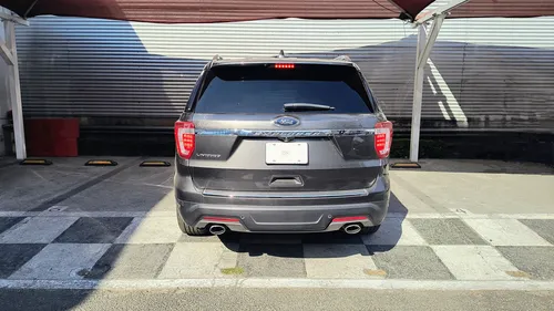 Ford Explorer 3.5 V6 Limited Sync 4x2 At