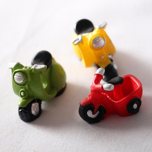 3x Resina Miniatura Motocicleta Simulación Accesorios De