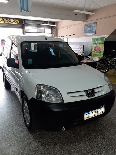 Peugeot Partner 1.6 Hdi Furgon Confort 92 5as 2018