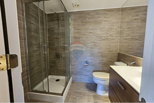 4 Dormitorios Amplios Y Renovado. Departamento