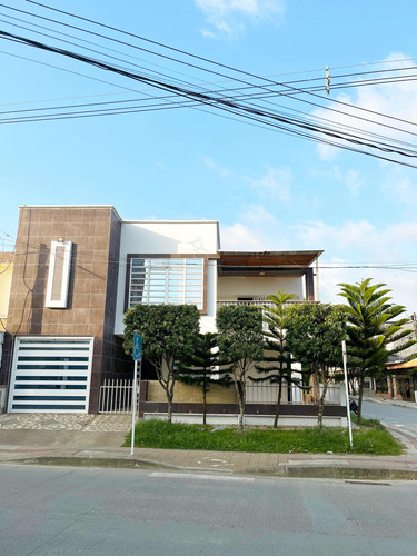 Residencia Costera En Turbo, Antioquia.