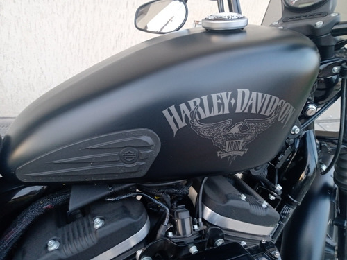 Harley Davidson Iron 883