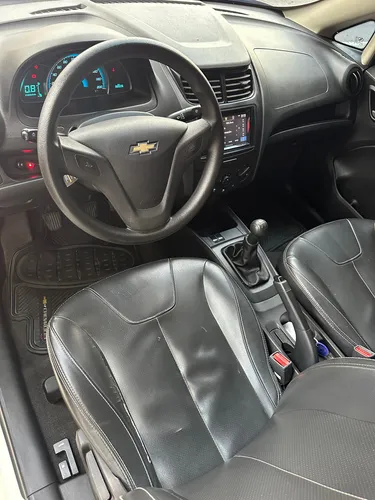 Chevrolet Onix 1.4 Lt