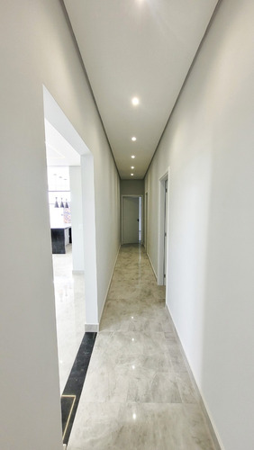 Casa No Condomínio Ouroville Para Venda, 3 Dorm. Com Suíte - Taubaté / Sp
