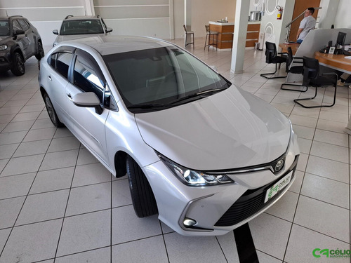 Toyota Corolla XEi 2.0 Flex 16V Aut.