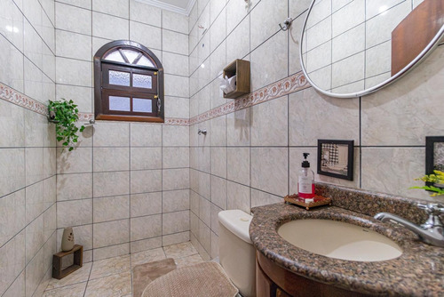 Casa Para Venda Com 3 Quartos 3 Banheiros Sendo 1 Suite